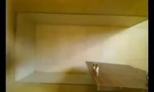 ಎಬೊನಿ ತಾಯಿ ಬ್ರಾದಲ್ಲಿ ...